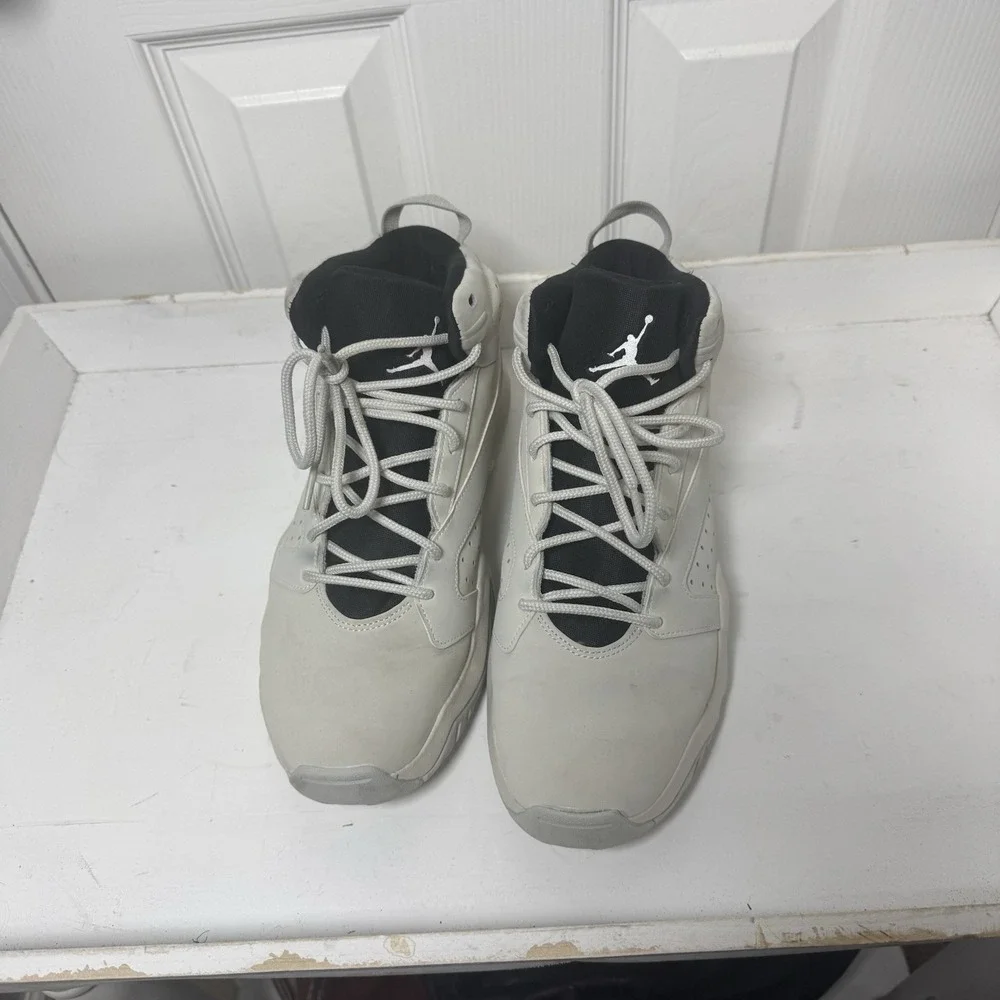 Jordan Lift Off Reflect Silver‎ Size 9 Air Jordon's White Silver High Tops